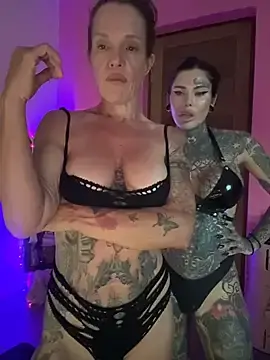 Stripchat Best live sex cam show of mommyselenafit_