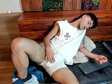 Stripchat Nude Webcam of FedeViale
