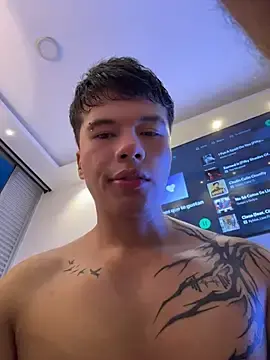 Stripchat Live Sex Cam of Logan_smith1