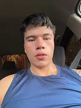 Stripchat Watch Live Sex Cams of Logan_smith1