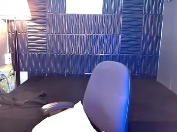 Stripchat Live Porn of UrtopshemalegoddessAliyah