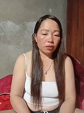 Stripchat Adult Webcam of Yellow-pink