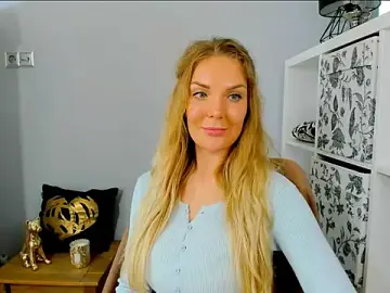 Stripchat Live Sex of AulloraHoney