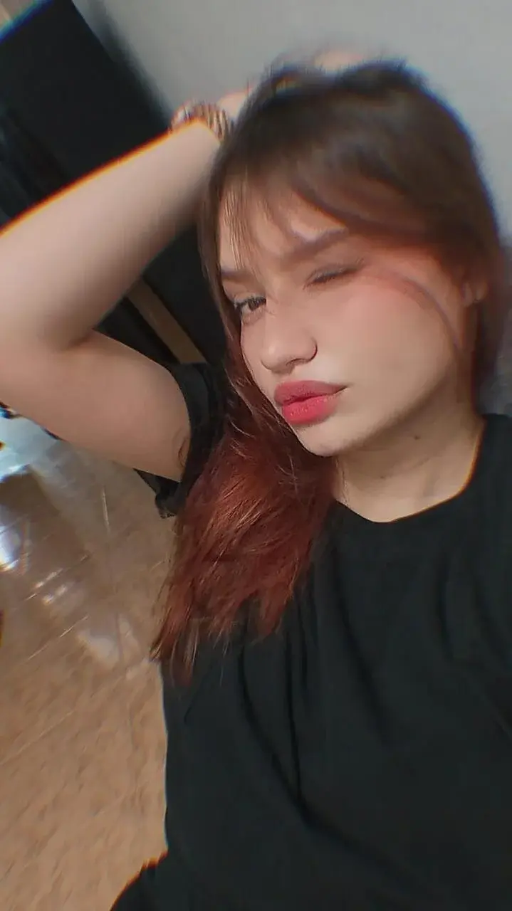 MiaStonn_