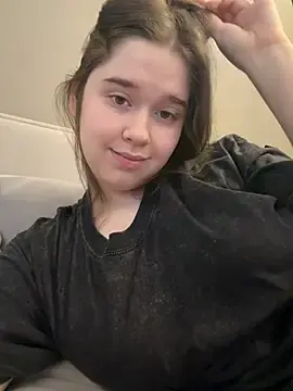 Stripchat Live Porn of HornyGirlH
