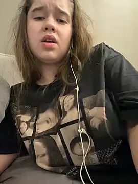 Stripchat Best live sex cam show of HornyGirlH