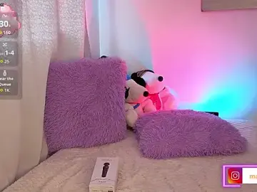 Stripchat Live Sex Cam of MAIILY_MOON