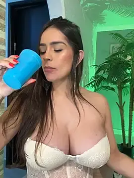 Stripchat Free Live Porn of Mau_White