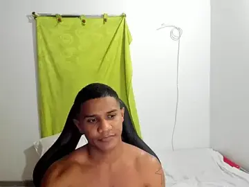 Stripchat Watch Live Sex Cams of corzoethan