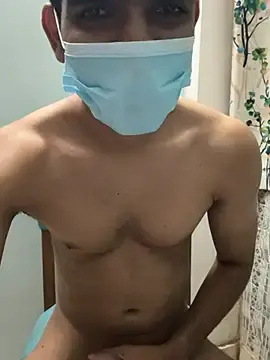 Stripchat Nude Webcam of Naughtytomboy78
