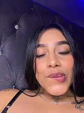 Stripchat Live Porn of Emili_candy