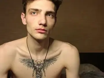 Stripchat Sex Chat of EmiliaCouple