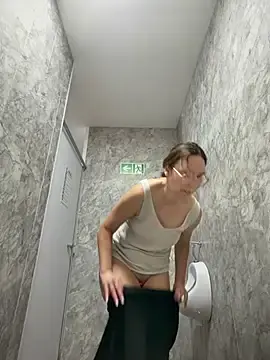 Stripchat Live Porn of The_Snowwhitee