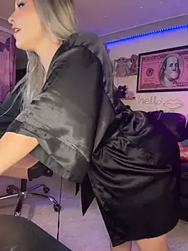 Stripchat Live Porn of may_aceros