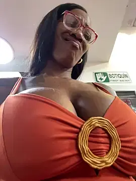 Stripchat Best live sex cam show of Bustykeyla