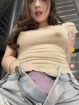 Stripchat Live Sex Cam of meimei_x