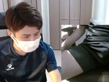 Stripchat Live Porn of ryota__ty