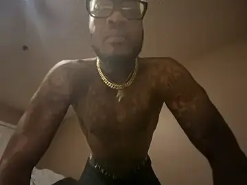 Stripchat Free Porn Cam of ONLYLOGHIM