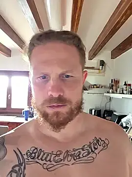 Stripchat Free Live Porn of kylie_blck