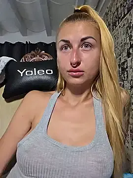 Stripchat Free Live Porn of kylie_blck