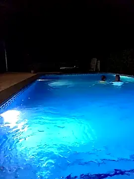 Stripchat Live Sex Cam of kylie_blck