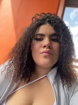 Stripchat Watch Live Sex Cams of Valenhill@xh