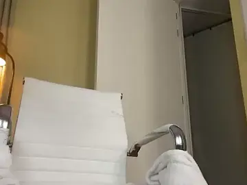 Stripchat Watch Live Sex Cams of xSelena