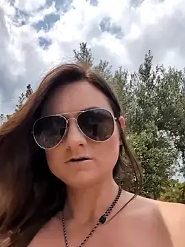 Stripchat Adult Video Chat of Samira-Summer