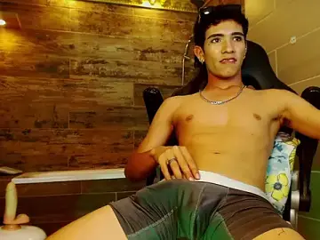 Stripchat Live Sex of Zeus_Pire
