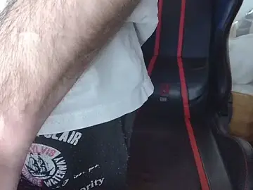 Stripchat Live Sex of KmlBI26