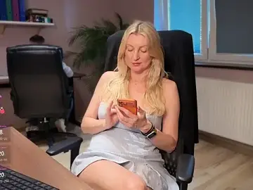 Stripchat Best live sex cam show of legsLONG