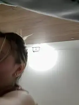 Stripchat Live Sex Cam of Danielavegax