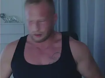 Stripchat Live Porn of FitMarci
