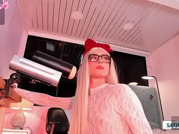 Stripchat Watch Live Sex Cams of JESSI_NAOMI
