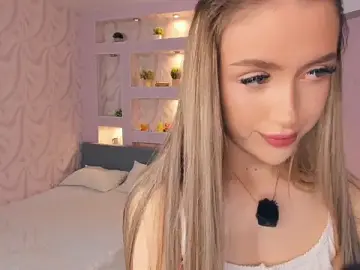 Stripchat Watch Live Sex Cams of IsaVesco