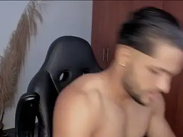 Stripchat Live Sex of Pier_Simons
