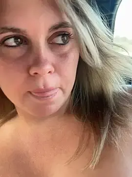 Stripchat Best live sex cam show of Samantha_official