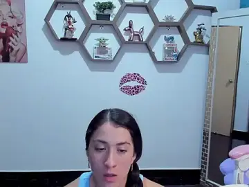 Stripchat Live Porn of SharonSander