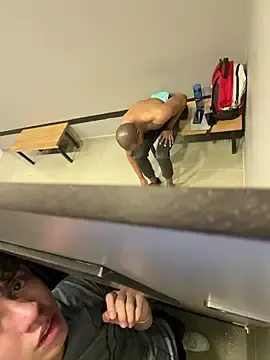 Stripchat Live Sex of yoursexyjose