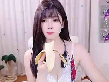 Stripchat Adult Webcam of August_cat