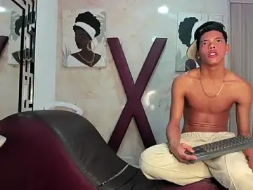 Stripchat Best live sex cam show of BLACK_AND_WHITET