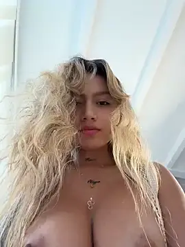 Stripchat Watch Live Sex Cams of amanda-medrano1