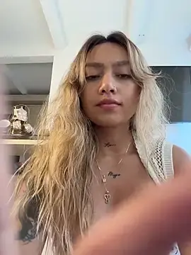 Stripchat Best Webcam of amanda-medrano1