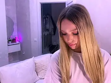 Stripchat Nude Webcam of Mooniesiesita