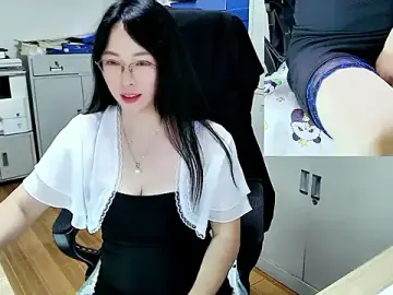 Stripchat Free Porn Cam of OL-Bai-Jie