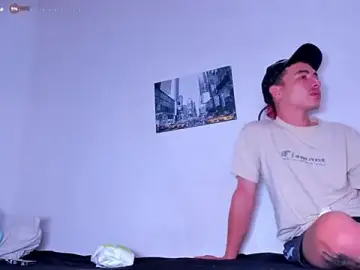Stripchat Sex Chat of enjoy_hotparty