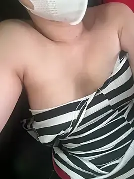 Stripchat Live Sex Cam of Meii-meyy