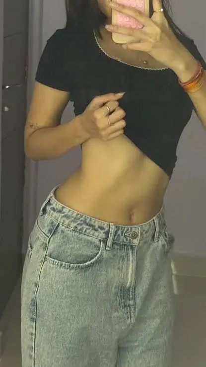 nidhii_nude