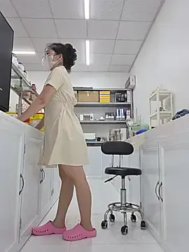 Stripchat Watch Live Sex Cams of HinaLovely