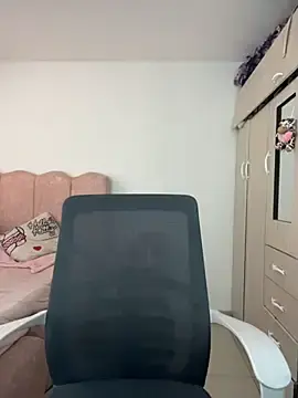 Stripchat Best live sex cam show of Emmily_19